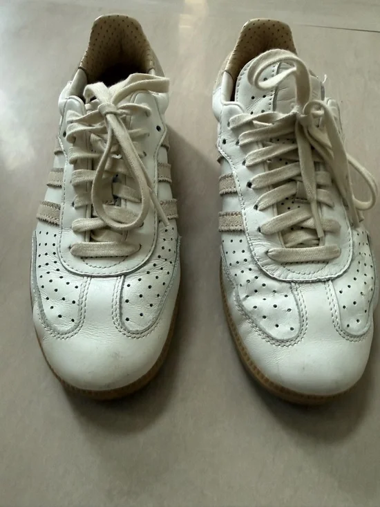 Adidas Samba Classic White Leather Sneakers - Picture 4 of 11